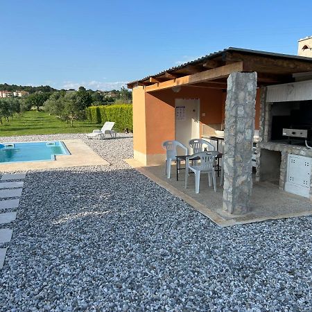 Dora House With Wifi And Outdoor Swimming Pool Villa Pula Dış mekan fotoğraf