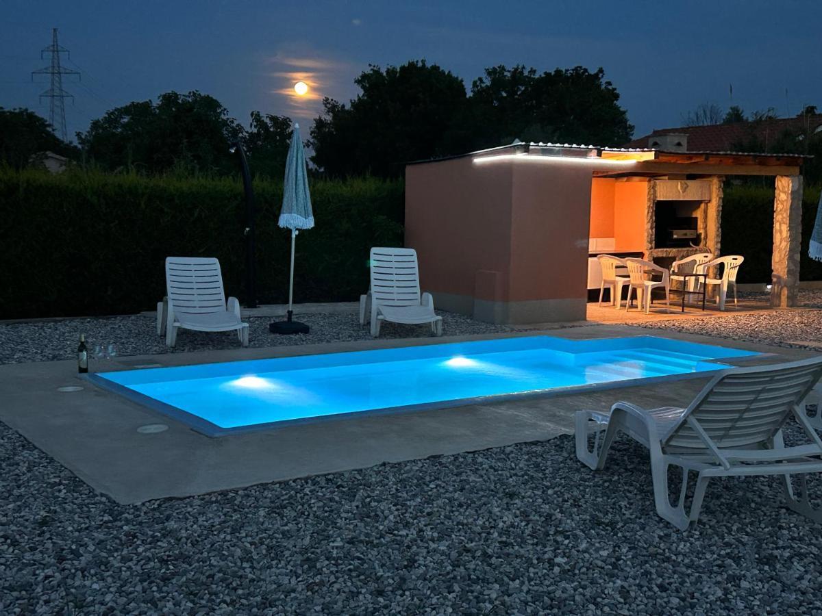 Dora House With Wifi And Outdoor Swimming Pool Villa Pula Dış mekan fotoğraf