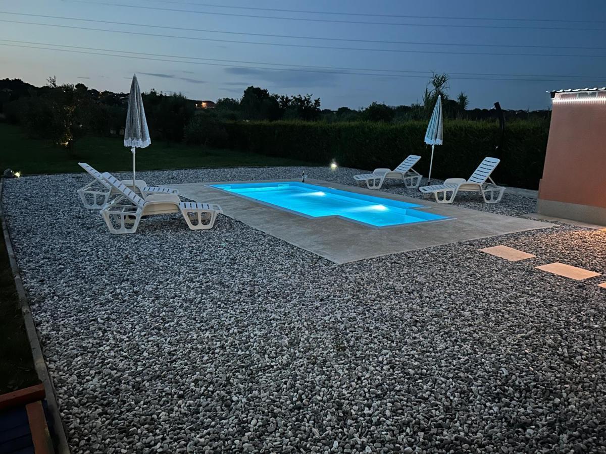 Dora House With Wifi And Outdoor Swimming Pool Villa Pula Dış mekan fotoğraf